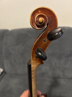 Housle - 6