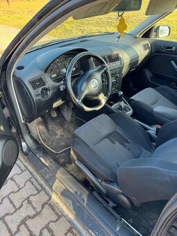 Golf IV - 6