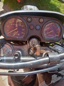 Kawasaki 650 - 6