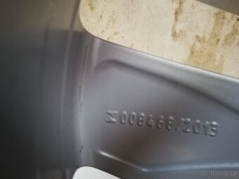 Alukola Volkswagen Amarok,8J17 5X120 ET49 - 6