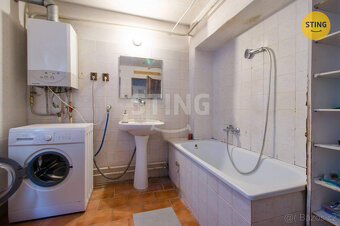 Byt 3+1 a komerční prostor, 133741 - 6