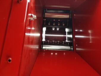 Prodám štěpkovač a špalíčkovač - 6