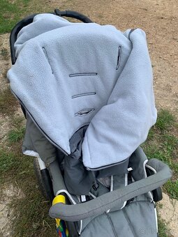 Kočárek Hartan - 6