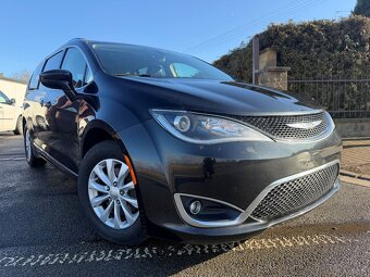 Chrysler Pacifica 3,6 Touring L DVD 2018 - 6