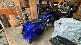 harley davidson FLHX - 6