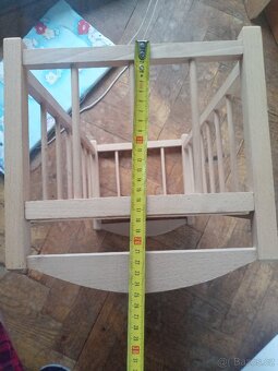 Kolebka postylka pro panenku - 6