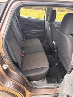 Mitsubishi ASX - 6
