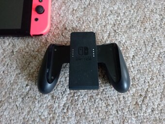 Prodám Nintendo switch. - 6