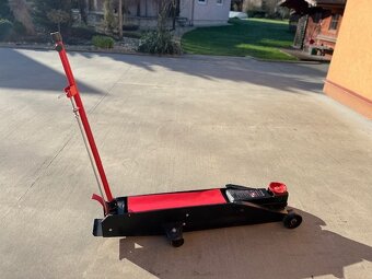 Hydraulický zvedák 10t pro nákladní automobily - 6