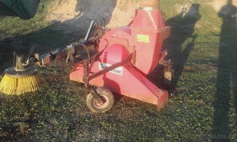 Vysavač listí na malotraktor - 6