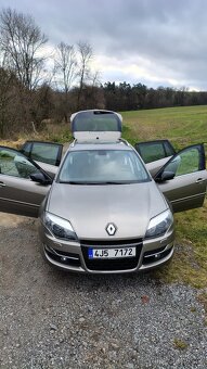 Renault Laguna 3 III   2.0 dci ČR automat 2012 - 6