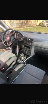 Vw Golf IV 1.4i 2004 - 6