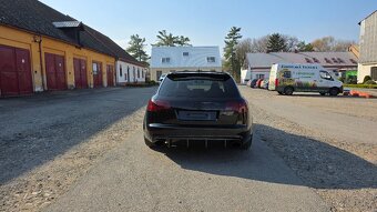 Audi RS6 C6 4F, 5.0 V10 - 6