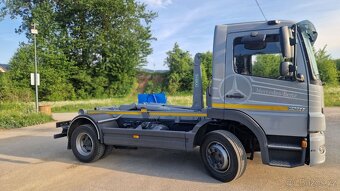 Mercedes Atego 1218 hákový nosič kontejnerů - 6