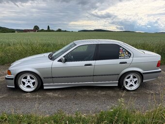 Bmw e36 325i - 6