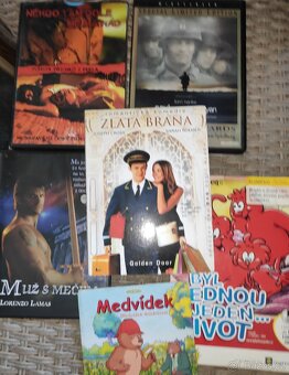 Filmy, dokumenty a hudba na DVD - 6