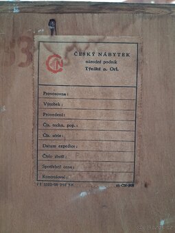 Retro skříň za láhev rumu Božkov a odvoz - 6