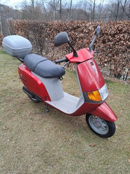prodám skútr Piagio 50ccm - 6
