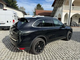 Porsche Cayenne - 6