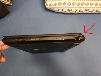 Notebook ACER E5-551 AMD A8,4xJÁDRO NA DÍLY - 6