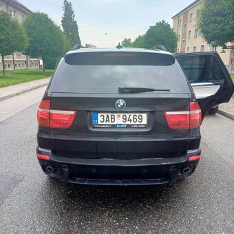 Dobrý den prodám BMW X5 - 6