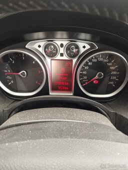 Ford C-Max Titanium 1,8tdci , 85kW , r.v. 11/2009 - 6