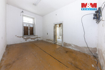 Prodej komerčního objektu, Uhlířské Janovice, ul. Komenského - 6