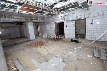 Komerční objekt vhodný na přestavbu na bytové jednotky ve vn - 6