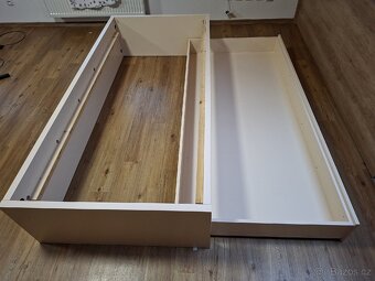 Prodám postel 200 x 90 x 42 - 6