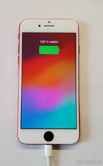 IPhone SE 2020 na náhradní díly. - 6