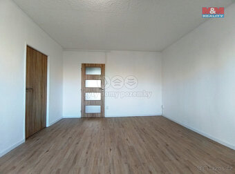 Pronájem bytu 3+1, 56 m², Pardubice, ul. Kosmonautů - 6