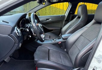 Mercedes-Benz Klasa A 220 4-Matic AMG Line - 6