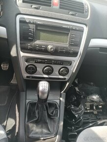 Škoda Octavia 2 RS dily - 6