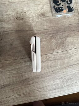 Samsung galaxie zflip 4 256Gb gold - 6