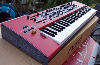 Clavia Nord Wave 2 digitální 4hlasý syntezátor, jako nový v - 6