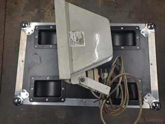 2 reflektory – LED 100 W + halogen 1000W - 6