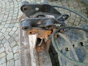 Hydraulická svahovka, lžíce, minibagr - 6