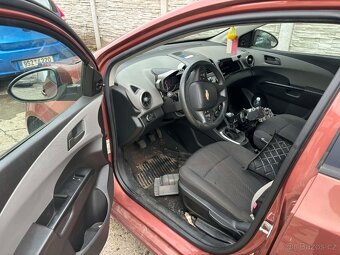 Chevrolet Aveo 1.2 12V r.v.2011 nepojízdné - 6