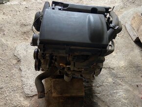 Toyota Prius motor 1.5 - 6