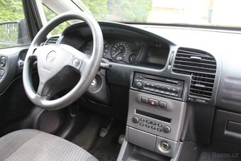 Opel Zafira A, 7 mistné, rv. 2005 - 6