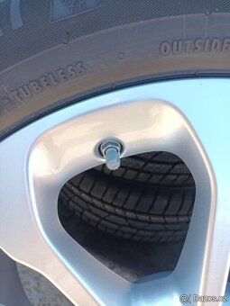 Original Mercedes 17 W156 X156 GLA 215/60 r17 Continental A1 - 6