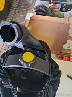 Svářečská kukla ESAB s připojením na filtraci - 6