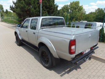 Nissan Navara 2.5 TD 4x4 nová STK tažné 3t - 6