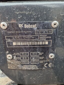 PRODÁM MINIBAGR BOBCAT E16 R.V 2011 - 6