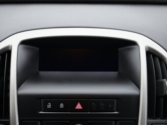 Opel Astra 1.4 T , 103 kW benzín, 2012 - 6