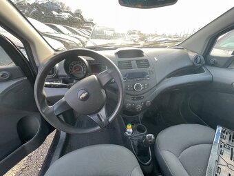 Chevrolet spark 2010 - 6