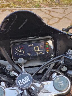 HONDA CBR650R (A2/A) - 6