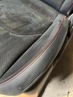 Sedacky Toyota Yaris GR - 6