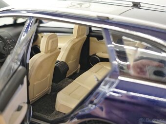 Mercedes Benz C 1:18 Autoart - 6