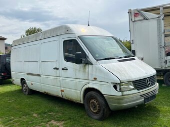 Mercedes Benz Sprinter 312d L2H3 obytný - 6